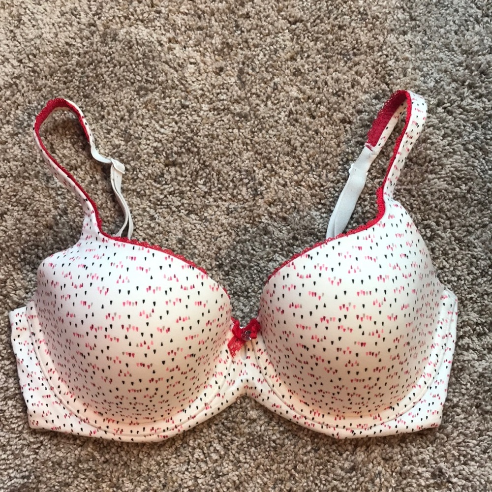 Victoria Secrete Bra size 32DD